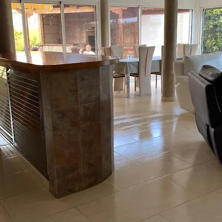 Estupendo En Con Piscina *